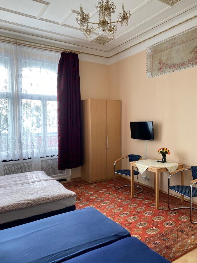 Hotel Gunia Berlín Exterior foto
